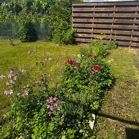 شقة Peaceful With Sauna & Large Garden