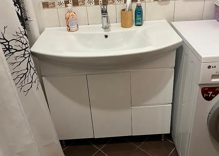 Apartment Peaceful In The Center Of *